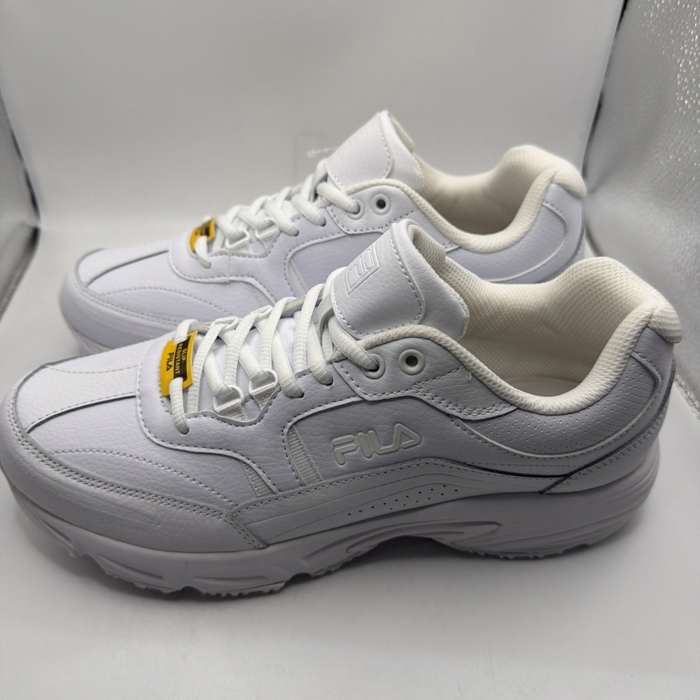 Fila Men's Memory Workshift Slip Resistant Soft Toe Shoes, White Size 7.5 4E New